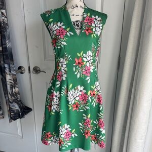 Vince Camuto Green Floral Dress